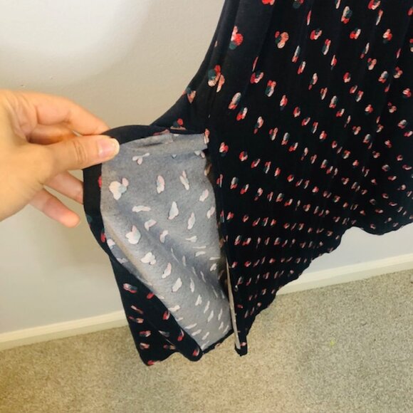 Elegant Midnight Black Floral Maxi Dress – Size Small - Picture 5 of 8